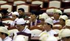 Aung San Suu Kyi, die Ikone des Widerstands gegen das Militärregime in Birma, sitzt mit vielen ihrer einstigen Widersacher im Parlament. Foto: Nyein Chan Naing Foto: dpa