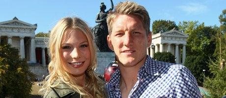 Bastian Schweinsteiger und Sarah Brandner (Foto)