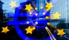Bundeskanzlerin Angela Merkel hat den beispiellosen EU-Rettungsplan für den angeschlagenen Euro als alternativlos bezeichnet. Wir schützen das Geld der Menschen in Deutschland, sagte sie im Kanzleramt in Berlin. Das Paket sei notwendig, um die Zukunft des Euro zu sichern. Foto: dpa