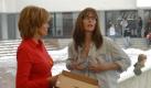 Beate (Ulrike Kriener, links) wird drastisch klar gemacht, was Desirée (Andrea Sawatzki) meint, wenn sie sagt, dass ihr die Brust platzt. Foto: ZDF
