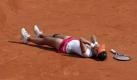 Ein historischer Triumph: Mit der Chinesin Na Li siegte zum ersten mal eine Asiatin in einem Grand-Slam-Turnier. Die 29-Jährige schlug im Finale der French Open Titelverteidigerin Francesca Schiavone aus Italien in zwei Sätzen mit 6:4 und 7:6 - und konnte ihr Glück anschließend kaum fassen. Foto: dpa