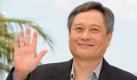 2007 hält Ang Lee die venezianische Trophäe in den Händen. Gefahr und Begierde hat die Jury überzeugt. Der Film ist die Adaption einer Kurzgeschichte der chinesischen Schriftstellerin Eileen Chang. Das erotische Spionagedrama spielt im Shanghai der 1940er Jahre und überzeugt mit einer spannenden Story und aufwendigen Kostümen. Es ist schon der zweite Goldene Löwe für den taiwanesischen Regisseur. Foto: dpa