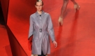 Phillip Lim: Italienische Eleganz trifft asiatische Einflüsse. Phillip Lim verwendete viel Organza und brillierte damit.
 Foto: dpa