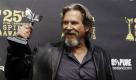 Der für den Oscar nominierte Jeff Bridges sahnt als bester Schauspieler für seine Rolle in Crazy Heart bei den Independent Spirit Awards in Los Angeles ab. Foto: ap
