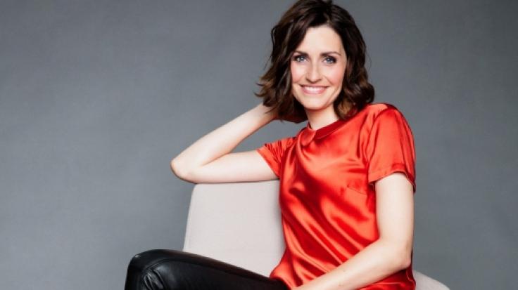 RTL-Moderatorin Bella Lesnik steht offen zu ihrer neuen Liebe mit Transmann Jill Deimel.
