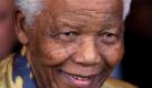 Südafrika sorgt sich um seinen früheren Präsident Nelson Mandela. Foto: Jon Hrusa Foto: dpa