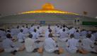 Novizen bei einer Empfangs-Zeremonie vor dem Wat Phra Dhammakaya in einem Vorort von Bangkok. Die Veranstaltung ist eine der größten Feierlichkeiten des Buddhismus, an der 100.000 junge Mönche teilnehmen. Foto: ap