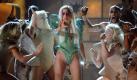 Hauptsache schrill und sexy: Lady Gaga weiß sich zu inszenieren und greift auch mal zum Body, der der Fantasie kaum Spielraum lässt. Foto: Michael Caulfield/Wire Image
