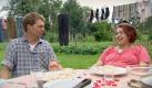 «Das ist das Dankeschön an dich, weil du so bist wie du bist!», umgarnt Petra ihren Gerold beim liebevoll dekorierten Abendessen.
 
  Foto: RTL