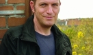 Kinderbuchautor Andreas Steinhöfel hat sich zum Schreiben aufs Land zurückgezogen. Foto: Carlsen Verlag