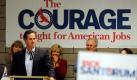 Rick Santorum spricht in Blaine, Minnesota. Foto: Graig Lassig Foto: dpa
