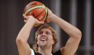 Dirk Nowitzki wird bei der EM wieder im Nationaltrikot auf Körbejagd gehen. Foto: dpa