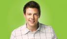 Finn Hudson (Cory Monteith) ist ein gutaussehender und beliebter Footballspieler. Viel wichtiger für den Gleeclub ist jedoch, dass er eine großartige Gesangsstimme besitzt. Deshalb wird er von Will Schuester mit einem Trick in den Chor gelockt. Foto: Fox Broadcasting Company