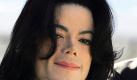 ARCHIV - Michael Jackson am 29.04.2005 in Santa Maria, USA. Im Verlag Hoffmann & Campe erscheint am 18. September 2009 das Sachbuch 'Unmasked. Die letzten Jahre des Michael Jackson' von Ian Halperin. Foto: Justin Sullivan epa (zu dpa-Literaturdienst vom 14.09.2009) +++(c) dpa - Bildfunk+++ Foto: dpa