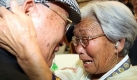 120 Südkoreaner - meist über 70 Jahre alt - dürfen ihre nordkoreanischen Verwandten besuchen. Foto: ap