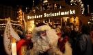 Auch ein beliebter Studentenjob: Weihnachtsmann und Engelchen. Foto: ddp