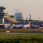 Ruhiger Start in Tegel - Verkehrschaos befürchtet (Foto)