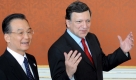 Selten einig: Chinas Regierungschef Wen Jiabao (l.) und José Manuel Barroso. Foto: ap/dpa/news.de