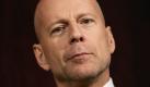 Hollywoodstar Bruce Willis (Foto vom 27.06.2007) soll nach dem Willen einer Filmproduktionsfirma vier Millionen Dollar (3,1 Millionen Euro) Schadenersatz für eine abgesagte Regie zahlen. Der 53-Jährige habe in letzter Minute den Regisseursposten für den Streifen 'Three Stories About Joan' niedergelegt, zitierte der Onlinedienst 'E!Online' am Samstag (28.02.2009) aus der Anklageschrift vor einem Gericht in Los Angeles. Dadurch sei den Produzenten von Foresight Unlimited ein Schaden von 20 Millionen Dollar entstanden. EPA/STEFAN ZAKLIN (zu dpa 0331 vom 28.02.2009) +++(c) dpa - Bildfunk+++ Foto: dpa