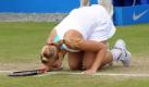 Sabine Lisicki hat den zweiten Turniersieg ihrer Tenniskarriere gefeiert. Die 21-Jährige aus Berlin setzte sich am Montag in Birmingham mit 6:3, 6:2 gegen die an Nummer 4 gesetzte Slowakin Daniela Hantuchova durch. Foto: dpa