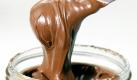 Ferrero muss die Etiketten auf den Nutellagläsern ändern. (Bild: Rolf Vennenbernd/dpa) Foto: dpa