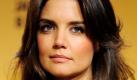 Die US-amerikanische Schauspielerin Katie Holmes hat Klage wegen Verleumdung gegen die Zeitschrift Star Magazine eingereicht. Die Überschrift Katie Drug Shocker (etwa: Katie der Drogenschock) habe Lesern suggeriert, dass Holmes drogenabhängig sei, was unzutreffend und auch in dem darunterstehenden Artikel nicht belegt sei. Das Magazin ist sich keiner Schuld bewusst. Holmes verlangt über 50 Millionen Dollar (35 Millionen Euro) Schadenersatz. Foto: dapd