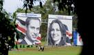Australische Maurer haben Kopfbilder von William und Kate aus tausenden bunten Backsteinen zusammengebaut. Eine Baufirma enthüllte die beiden je 100 Quadratmeter großen Wände in Sydney. Die Maurer verbauten mehr als 15.000 Steine in verschiedenen Schattierungen. Foto: dpa