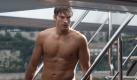 Zwischen all den Zweikämpfen, Explosionen und Schießereien turnt Ashton Kutcher immer mal wieder leicht bekleidet durchs Bild - da sind dann auch die Frauen zufrieden. Der Film Kiss  Kill läuft ab dem 5. August in den deutschen Kinos. Foto: Kinowelt