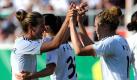 In Ingolstadt besiegten die deutschen Fussballfrauen Nordkorea mit 2:0. Im letzten Testspiel vor der Weltmeisterschaft schossen Kim Kulig per Foulelfmeter und Celia Okoyino da Mbabi die Tore. Foto: dpa