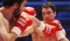 Boxen, Supermittelgewicht, Markus Beyer vs Murat Mahmudov (Russland), Freitag (14.03.08), Zenith-Kulturhalle, Muenchen: Beyer (r.) fixiert Mahmudov vor einem Schlag. Er gewann einstimmig nach Punkten. Foto: Oliver Lang/ddp Foto: dapd