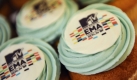 Nein, das sind nicht die Trophäen, mit solchen Muffins will MTV Journalisten auf seinen Presskonferenzen etwas Gutes tun. Foto: ddp