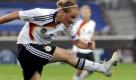 Mittelfeld: Melanie Behringer (1. FFC Frankfurt/25) kann auf beiden Flügeln offensiv spielen, gilt als gefährliche Distanzschützin und Flankengeberin. Sie ist ein guter Ersatz für Kerstin Garefrekes. Foto: dpa