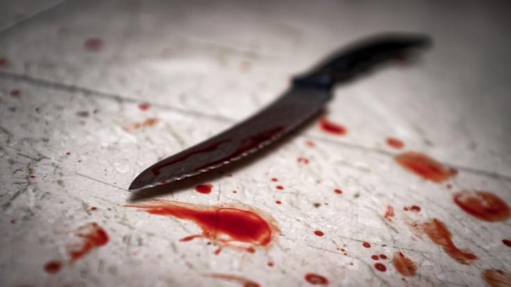 Im Saarland wurde ein Mann bei einer Messerattacke getötet.