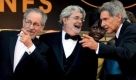 Das Erfolgsteam: Steven Spielberg fhrte bei allen vier Indiana-Jones-Filmen Regie, whrend George Lucas die Filme produzierte. Eigentlich hatte Lucas die Bedenken Ford die Rolle zu geben, entschied sich dann aber doch dafr.  Foto: dpa