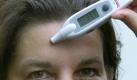 Wer auf Hormonpräparate verzichten möchte, kann es auch mit der Temperaturmethode versuchen oder die unfruchtbaren Tage ausrechnen. Diese Methoden haben aber den Nachteil, dass der Geschlechtsverkehr gut geplant werden muss. Auch gelten sie als nicht sehr zuverlässig. Foto: dpa
