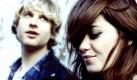 Blood Red Shoes gehören zu den absoluten Gewinnern des Festivalsommers. Laura-MaryCarter und Steven Ansell wollen auch in Berlin mit ihrem unmittelbaren, energischen Rock beweisen, dass es nur Gitarre und Schlagzeug braucht, um eine tolle Show hinzulegen. Foto: Berlin Festival