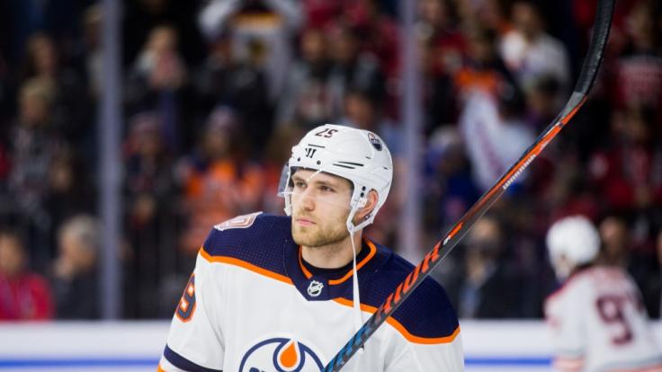 Der NHL-Stürmerstar Leon Draisaitl hat seine Zusage für die Eishockey-Weltmeisterschaft im Mai gegeben.
