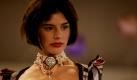 Ein Model präsentiert eine Modekreation auf einer Fashion Show in der argentinischen Hauptstadt Buenos Aires. Die Modenschau hat einen historischen Schwerpunkt, da das südamerikanische Land sich auf Feierlichkeiten für den Unabhängigkeitstag am 25. Mai vorbereitet. Am 25. Mai 1810 wurde die Unabhängigkeit von Spanien ausgesprochen. Foto: ap