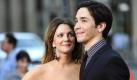 Ihre Beziehung hatte schon so viele On- und Offs, dass man gar nicht mehr weiß, was aktuell bei den beiden los ist: Drew Barrymore und Justin Long. Das Paar war sogar schon gemeinsam vor der Kamera zu sehen. In Er steht einfach nicht auf Dich geht es um Singles und Pärchen im Liebeswirrwarr. Damit kennen sich Drew und Justin ja bestens aus. Foto: dpa