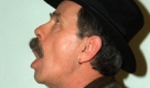 Der Pop-Sänger John Larkin, besser bekannt unter seinem Künstlernamen Scatman John, wurde Anfang der 1990er Jahre mit seinem Hit Scatman berühmt. Der US-Jazzer stotterte nur beim Singen nicht. Foto: dpa