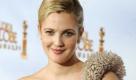 Zuckersüß wie eh und je: Drew Barrymore mit ihrem Golden Globe als beste Darstellerin in einer Miniserie. Geehrt wurde sie für die Rolle in Grey Gardens. Foto: dpa