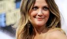 Drew Barrymore bei ihrer Filmpremiere in Los Angeles. Die Schönheit promotet derzeit ihre neue Romantikkomödie Verrückt nach Dir (Im Original Going the Distance), in der sie Erin spielt, die es liebt zu fluchen und gern mit ihren Freunden ausgeht. Verrückt nach dir läuft ab dem 2. September 2010 in den deutschen Kinos. Foto: ap