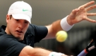 Der US-Amerikaner John Isner spielt den Ball an den serbischen Gegenspieler Janko Tipsarevic zurück. Die beiden Tennisspieler treffen im Rahmen des BA Tennis Trophy in Wien aufeinander. Foto: ap