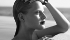 Guinevere Van Seenus ist auf einem Foto des Pirelli Kalender 2006 zu sehen. Foto: dpa