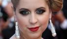 ARCHIV - Peaches Geldof (Archivfoto vom 22.05.2009), Tochter des britischen Musikers und Aktivisten Bob Geldof, bekommt eine Entschädigung, weil eine Zeitung eine falsche Prostituierten-Geschichte geschrieben hat. Das britische Boulevardblatt «The Daily Star» hatte 2008 auf der Titelseite behauptet, Peaches habe als Prostituierte gearbeitet und 5000 Pfund (etwa 5600 Euro) pro Nacht verlangt. Die Zeitung räumte jedoch am Dienstag (12.01.2010) vor dem Obersten Gericht in London ein, dass die Behauptungen falsch waren. Die Anwältin der Zeitungsgruppe Express Newspapers entschuldigte sich bei der 20-Jährigen. Die Höhe der Entschädigung wurde nicht bekannt. Foto: Guillaume Horcajuelo (zu dpa 0535 vom 12.01.2010) +++(c) dpa - Bildfunk+++ Foto: dpa
