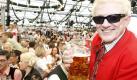 Volksmusiksänger Heino muss sein Rathaus-Café in Bad Münstereifel dichtmachen: Der Mietvertrag mit der Stadt ist ausgelaufen. Foto: dapd