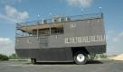 Der Riesenwohnwagen des Museumsbesitzers Scheich Hamad Bin Hamdan Al Nahyan.
 Foto: press-inform