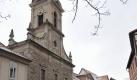 Die katholische Gemeinde- und Citykirche und Jesuiten-Niederlassung St. Michael in Goettingen, aufgenommen am Dienstag (02.02.10). Auch im katholischen Bistum Hildesheim, zu der auch die katholische Gemeinde- und Citykirche St. Michael gehoert, hat ein Priester des Jesuiten-Ordens sexuelle Uebergriffe auf Minderjaehrige begangen. Derzeit seien zwei konkrete Faelle bekannt, sagte ein Bistums-Sprecher am Dienstag. Der beschuldigte Jesuitenpater Peter R. habe von 1982 bis 2003 auch in der Jugendarbeit im Bistum gewirkt. Im Oktober 1993 habe eine Mutter den damaligen Hildesheimer Bischof Josef Homeyer darueber informiert, dass R. ihre damals 14-jaehrige Tochter unsittlich beruehrt habe. Der Jesuitenpater war 1982 von seinem Orden in die Jesuiten-Niederlassung Goettingen im Bistum Hildesheim versetzt worden. Dort war er als Dekanatsjugendseelsorger taetig. Bei der Einstellung sei dem Bistum nichts ueber etwaige Verfehlungen des Priesters bekannt gewesen, sagte der Sprecher. (zu ddp-Text) Foto: Stefan Simonsen/ ddp Foto: ddp