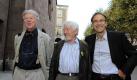 Der ehemalige SPD-Bundestagsabgeordnete Peter Conradi (v.l.), der Sprecher des Aktionsbüdnisses gegen Stuttgart 21, Gangolf Stocker, und Stadtrat Werner Woelfle (Grüne) stehen am Freitag (24.09.10) in Stuttgart vor dem Haus der Katholischen Kirche. Erstmals kommen Gegner und Befürworter zu einem Sondierungsgespraech zusammen. Wenige Tage später bricht die Bürgerinitiative dei Gespräche ab.

24. September: Eine Doppelspitze wirbt für das Stuttgart 21: Dem ehemaligen Stuttgarter Regierungspräsidenten Udo Andriof (CDU) wird der Leonberger Unternehmensberater Wolfgang Dietrich zur Seite gestellt. Gegner und Befürworter des Bahnprojekts kommen zu einem ersten Sondierungsgespräch zusammen. Einen Baustopp lehnen Landesregierung und Deutsche Bahn aber weiter ab. / 27. September: Gangolf Stocker, Chef der Bürgerinitiative «Leben in Stuttgart - Kein Stuttgart 21», bricht Gespräche mit Befürwortern ab.  Foto: ddp