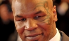Boxlegende Mike Tyson, aufgenommen während der Filmfestspiele in Cannes (Archivfoto vom 16.05.2009). Knapp zwei Wochen nach dem Unfalltod seiner vierjährigen Tochter hat Ex-Boxweltmeister Mike Tyson (42) seine Freundin Spicer, Mutter der kleinen Exodus, geheiratet. Foto: Christophe Karaba (zu dpa 1146 vom 09.06.2009) +++(c) dpa - Bildfunk+++
 Foto: dpa
